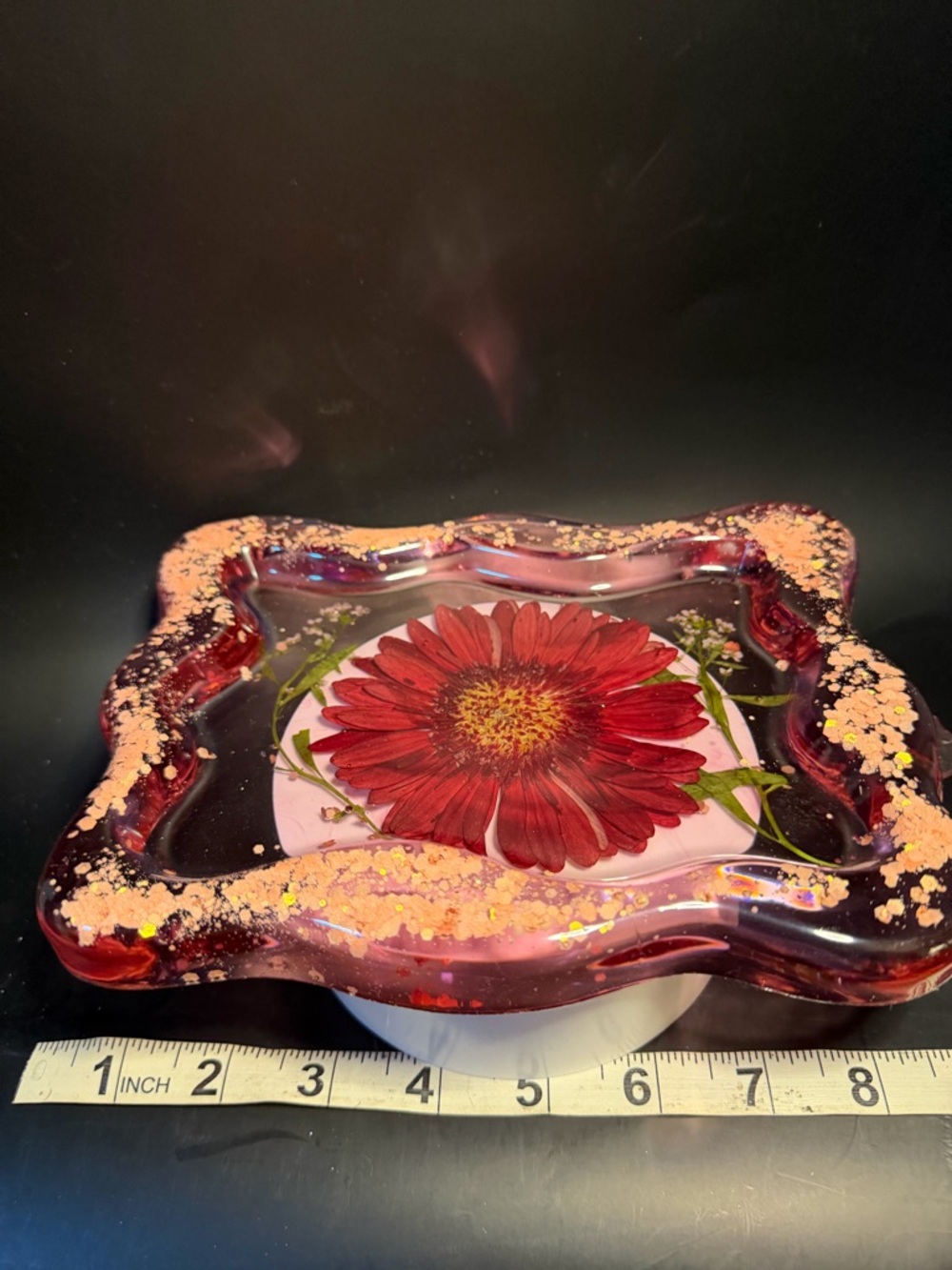 Handmade Red Daisy Resin Home Art Tray
